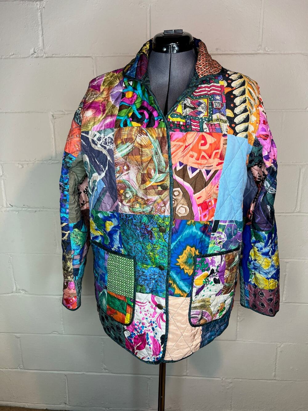 Jacket Quilted silk reversible bright green blue pink